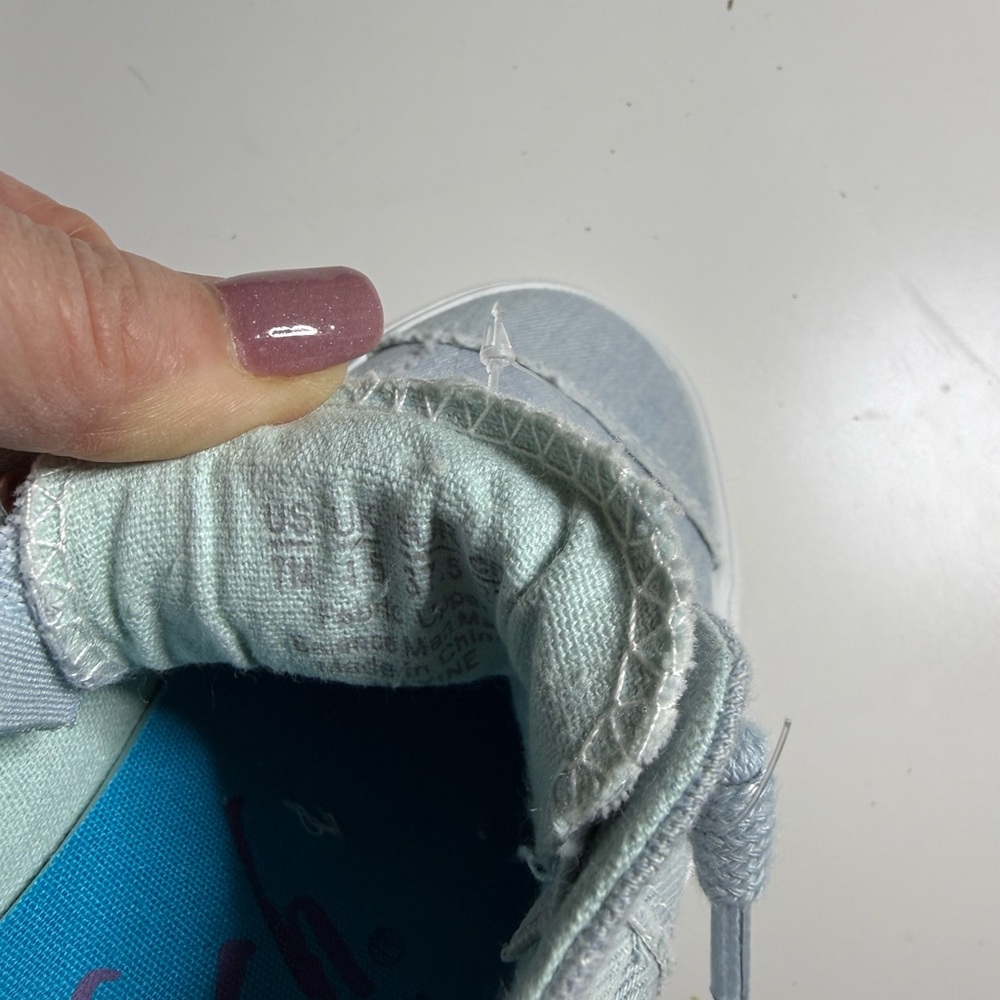 blowfish Malibu Light Blue Casual denim Sneakers new sz 7 - Picture 6 of 6